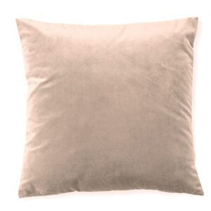 כרית נוי קטיפה בצבע שמנת 30